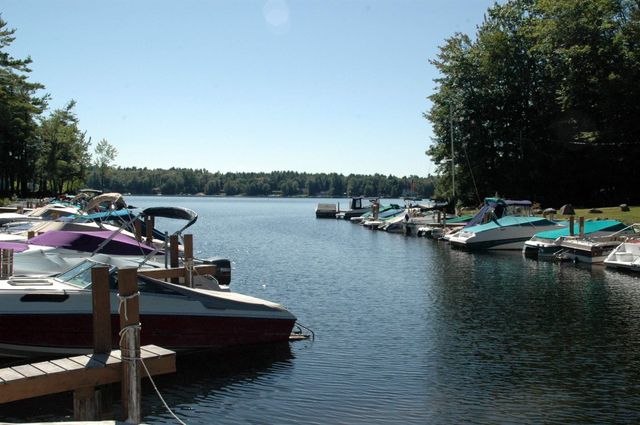 98 Wintersport Street, Moultonborough, NH 03254