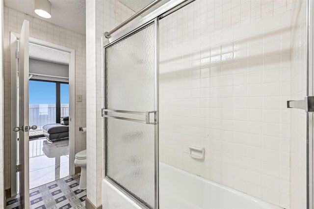 7700 Seawall Boulevard 702, Galveston, TX 77551