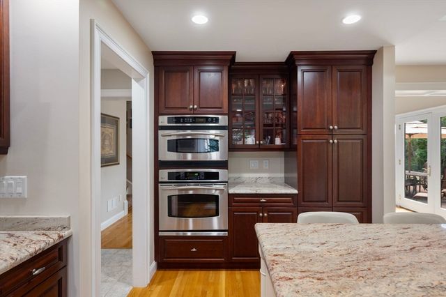 45 Clubhouse Drive, Hingham, MA 02043