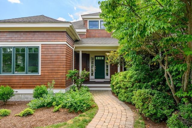 45 Clubhouse Drive, Hingham, MA 02043