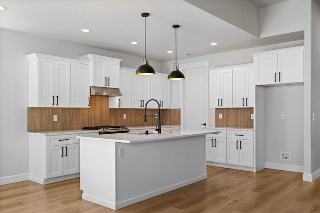 2230 E Towhee Ln, Spokane, WA 99208