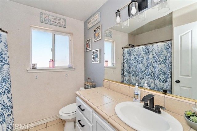 12730 Fir Street, Oak Hills, CA 92344