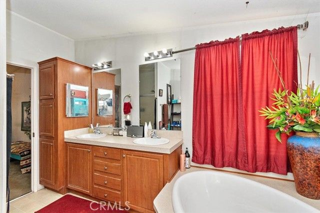 12730 Fir Street, Oak Hills, CA 92344