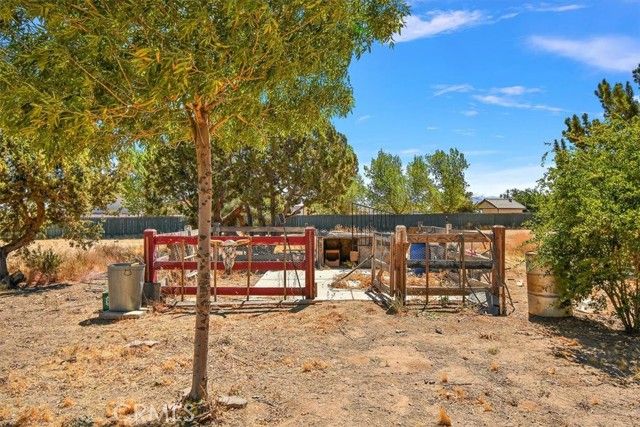 12730 Fir Street, Oak Hills, CA 92344