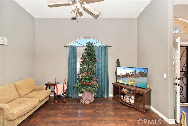 12730 Fir Street, Oak Hills, CA 92344