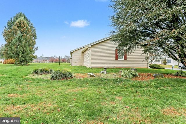 6134 BATTERSEA PKWY, Mechanicsburg, PA 17050