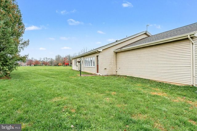 6134 BATTERSEA PKWY, Mechanicsburg, PA 17050