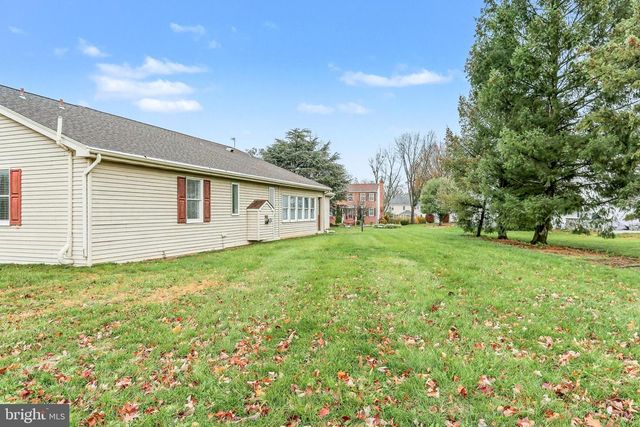 6134 BATTERSEA PKWY, Mechanicsburg, PA 17050
