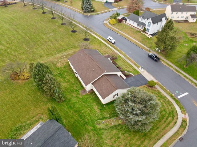 6134 BATTERSEA PKWY, Mechanicsburg, PA 17050