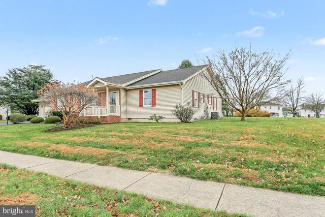 6134 BATTERSEA PKWY, Mechanicsburg, PA 17050