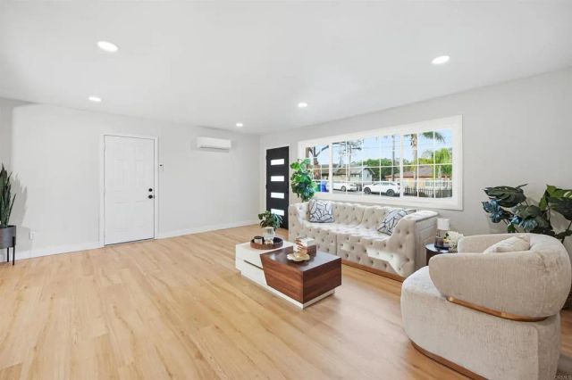 848 69th Street, San Diego, CA 92114