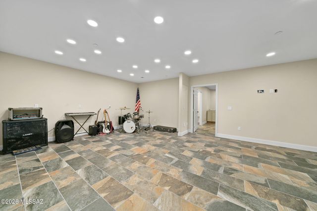 15251 N Dove Canyon Pass, Marana, AZ 85658