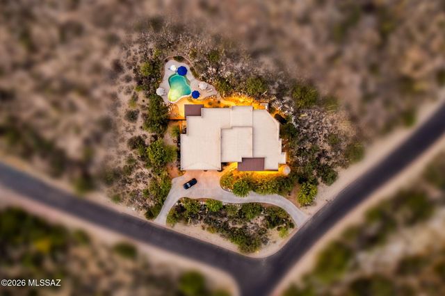 15251 N Dove Canyon Pass, Marana, AZ 85658