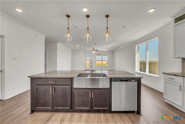 1936 Ember Drive, Temple, TX 76502