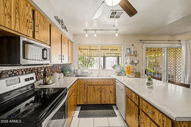 6908 W FILLMORE Street, Phoenix, AZ 85043