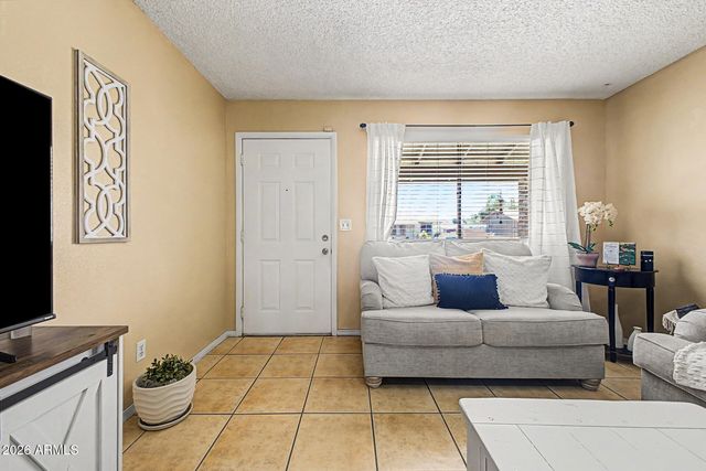 6908 W FILLMORE Street, Phoenix, AZ 85043
