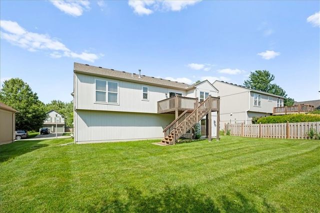 1835 W Concord Drive, Olathe, KS 66061