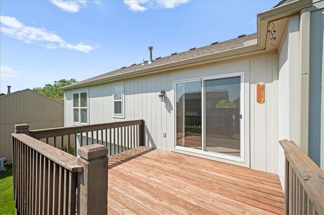 1835 W Concord Drive, Olathe, KS 66061
