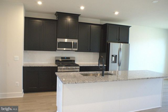 129 HEYFORD DR, Stephenson, VA 22656