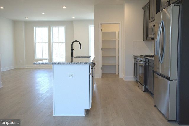 129 HEYFORD DR, Stephenson, VA 22656