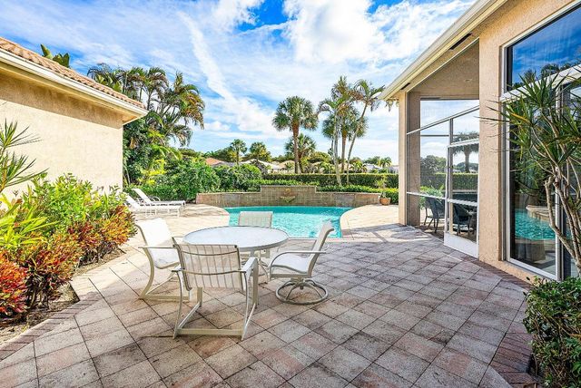 161 Vintage Isle Lane, Palm Beach Gardens, FL 33418