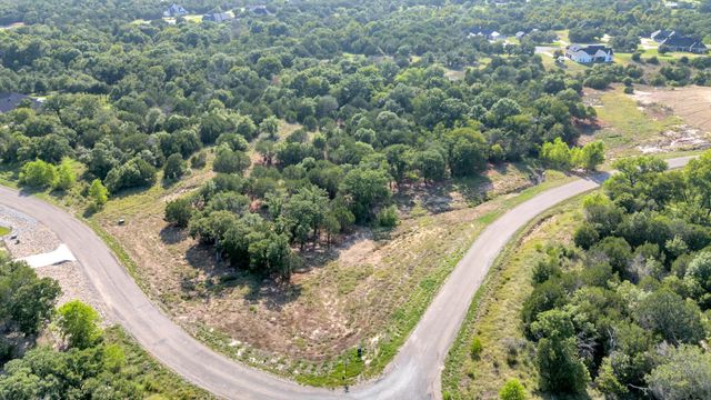 1074 Sweeney Way, Weatherford, TX 76087