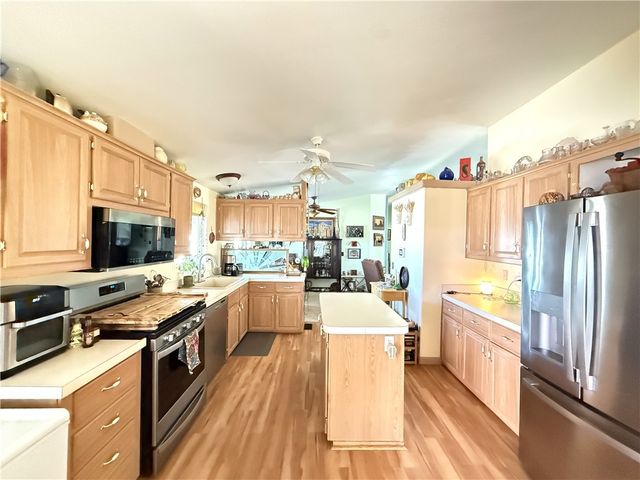 3661 N Gila Road, Golden Valley, AZ 86413