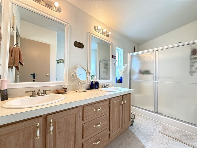 3661 N Gila Road, Golden Valley, AZ 86413