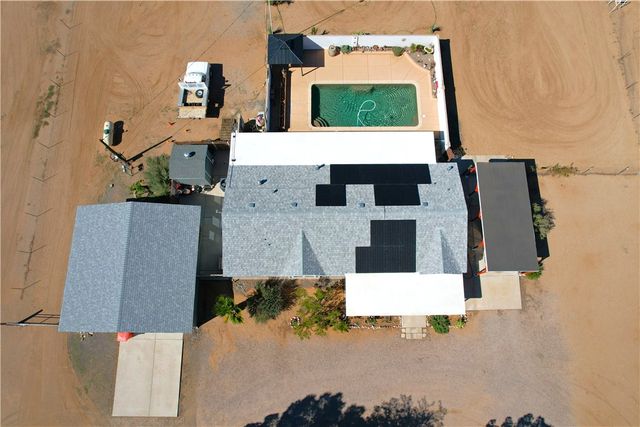 3661 N Gila Road, Golden Valley, AZ 86413