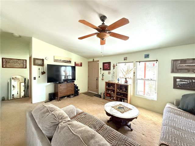 3661 N Gila Road, Golden Valley, AZ 86413