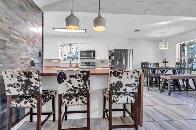 16107 Walnut Springs Lane, Magnolia, TX 77355