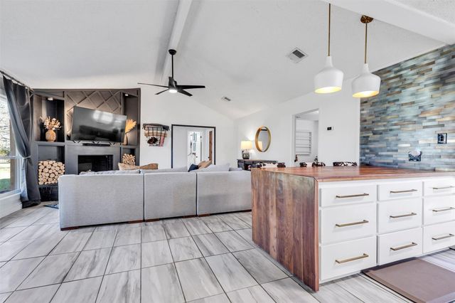 16107 Walnut Springs Lane, Magnolia, TX 77355