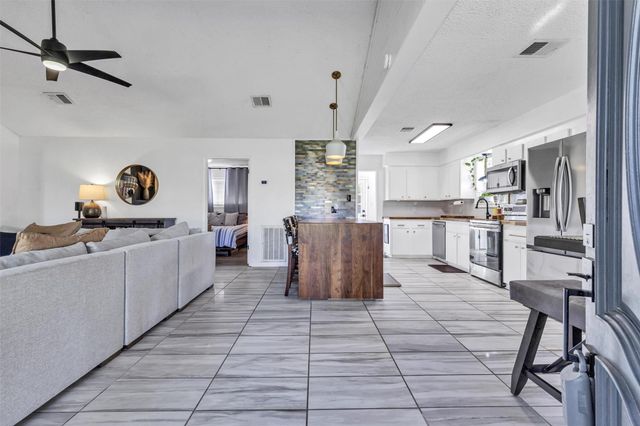 16107 Walnut Springs Lane, Magnolia, TX 77355