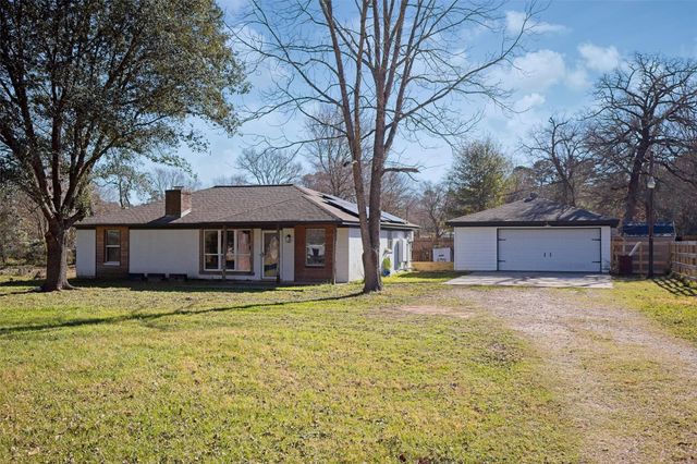 16107 Walnut Springs Lane, Magnolia, TX 77355