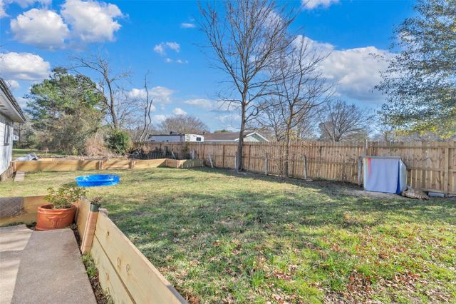 16107 Walnut Springs Lane, Magnolia, TX 77355