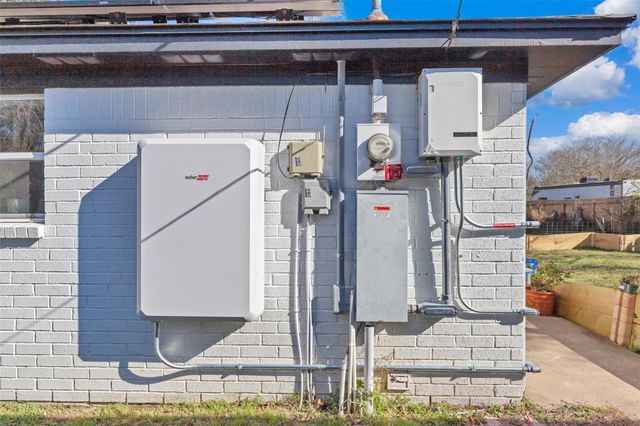 16107 Walnut Springs Lane, Magnolia, TX 77355