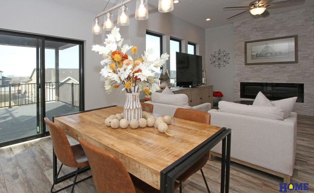 1113 Annabel Avenue, Hickman, NE 68372