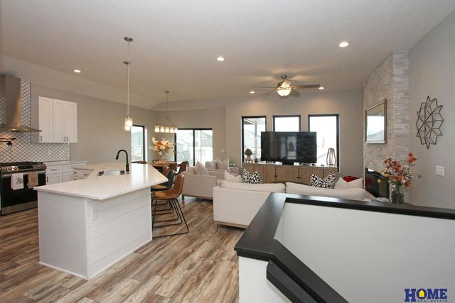 1113 Annabel Avenue, Hickman, NE 68372