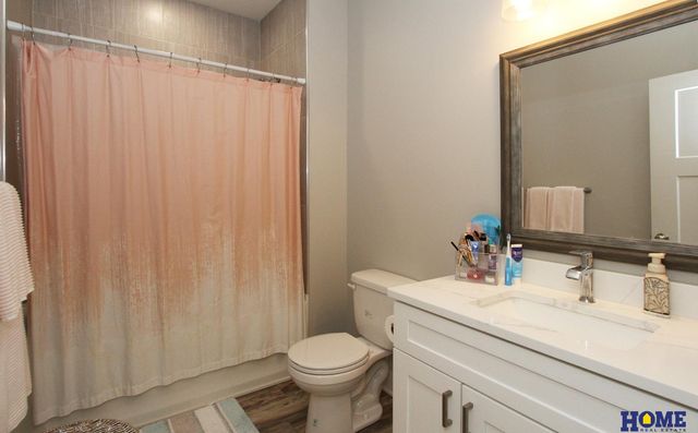 1113 Annabel Avenue, Hickman, NE 68372