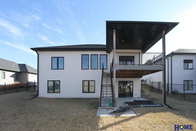 1113 Annabel Avenue, Hickman, NE 68372