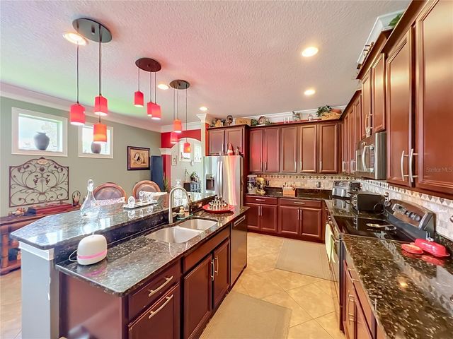 2379 PICKFORD CIRCLE, Apopka, FL 32703
