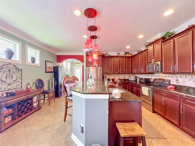2379 PICKFORD CIRCLE, Apopka, FL 32703