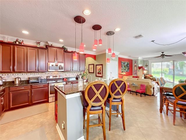 2379 PICKFORD CIRCLE, Apopka, FL 32703