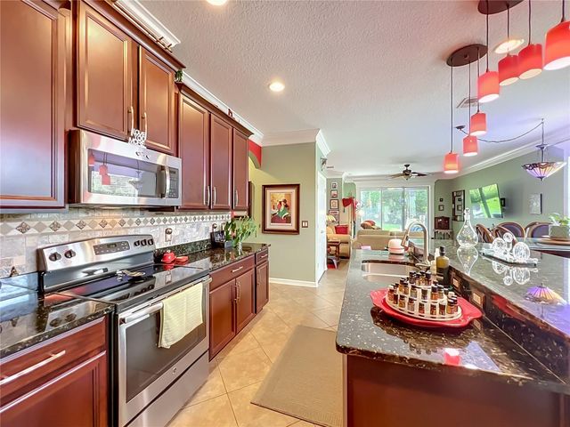 2379 PICKFORD CIRCLE, Apopka, FL 32703
