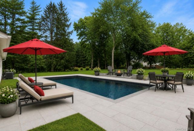 15 Green Hedges Lane, Blauvelt, NY 10913