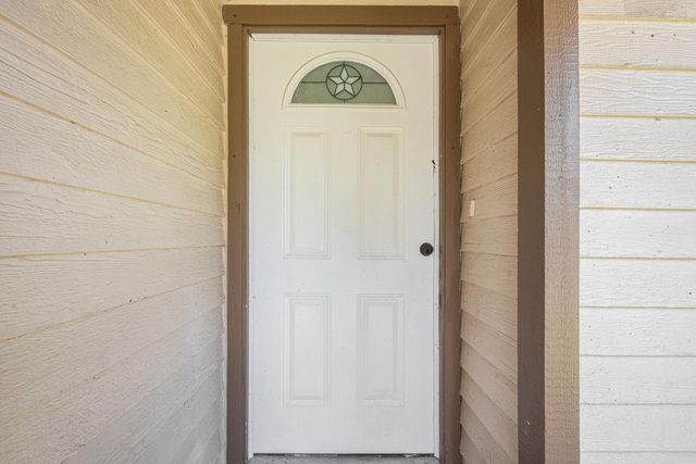 2612 Jeb Stuart Drive, League City, TX 77573