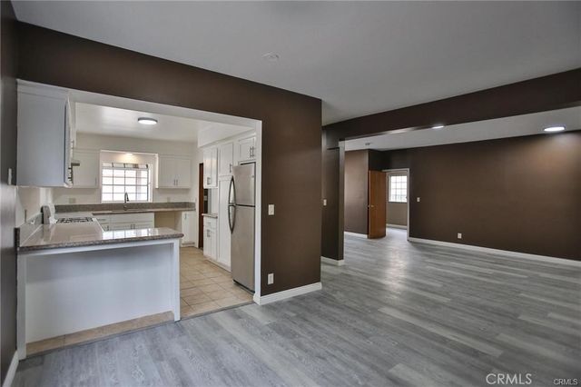 670 Crenshaw, Los Angeles, CA 90005