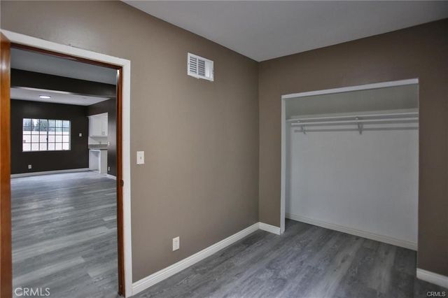 670 Crenshaw, Los Angeles, CA 90005