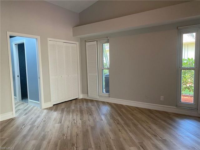 71 Heritage WAY, Naples, FL 34110