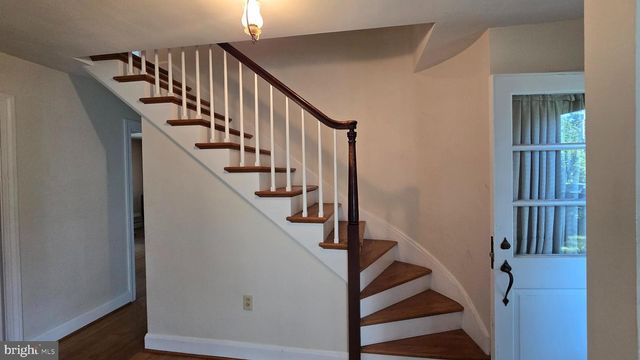 5183 HIGHVIEW AVE, Stephens City, VA 22655